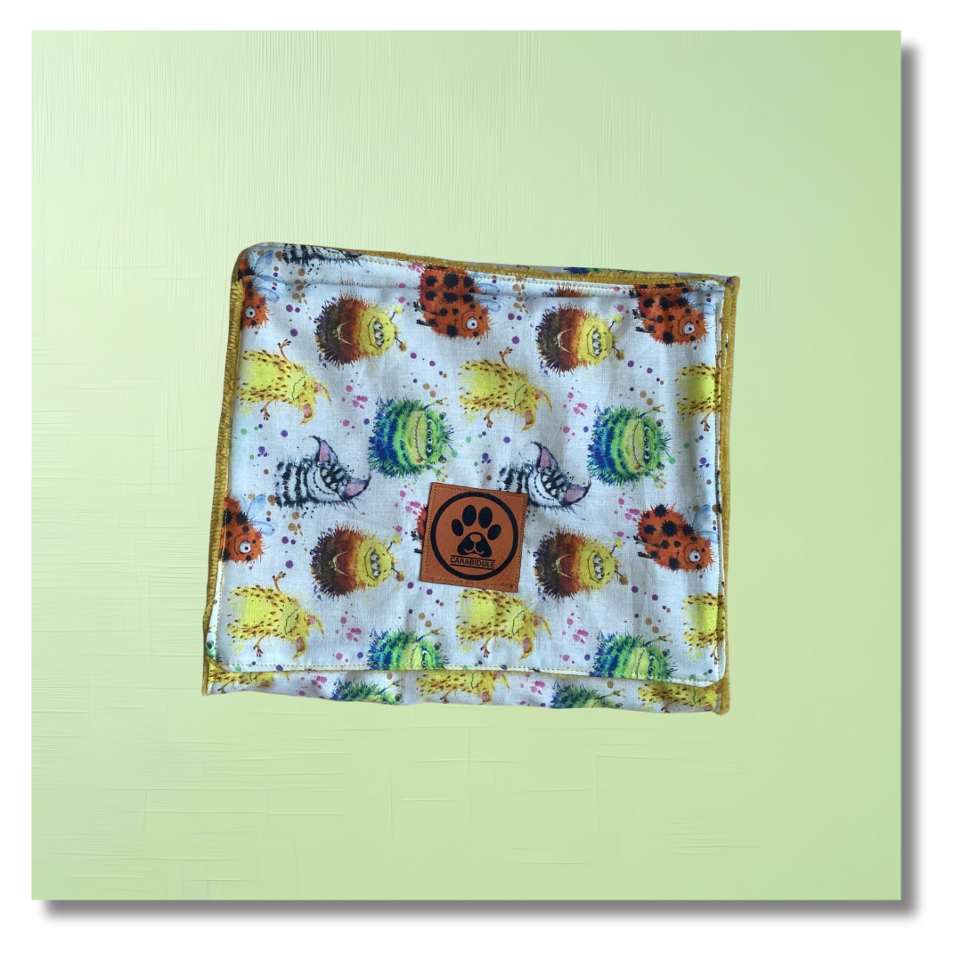 carabidule-serviettes-essuie-pattes-monsters-jaune-serviette-bambou image 1