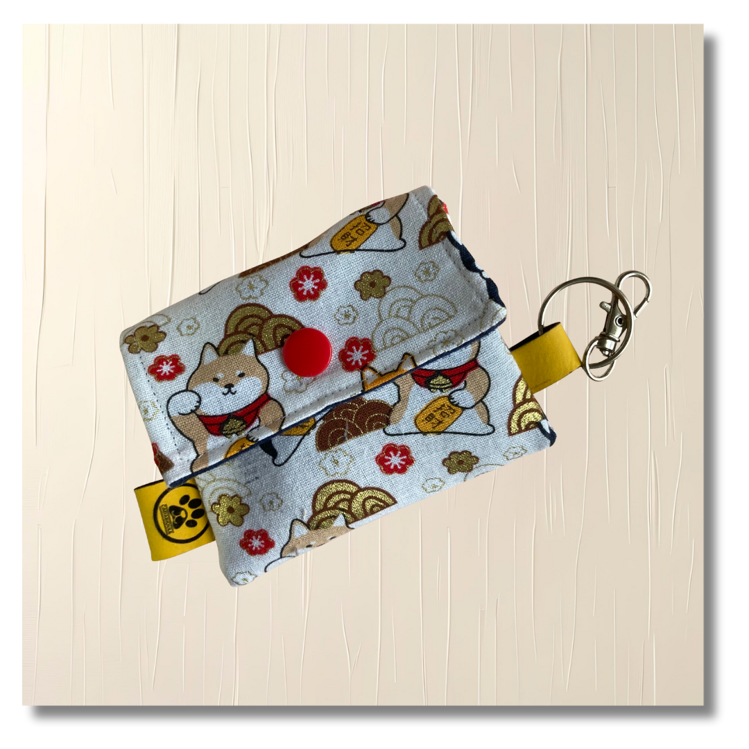 carabidule-pochettes-sacs-crottes-shiba-distributeur-japan image 1