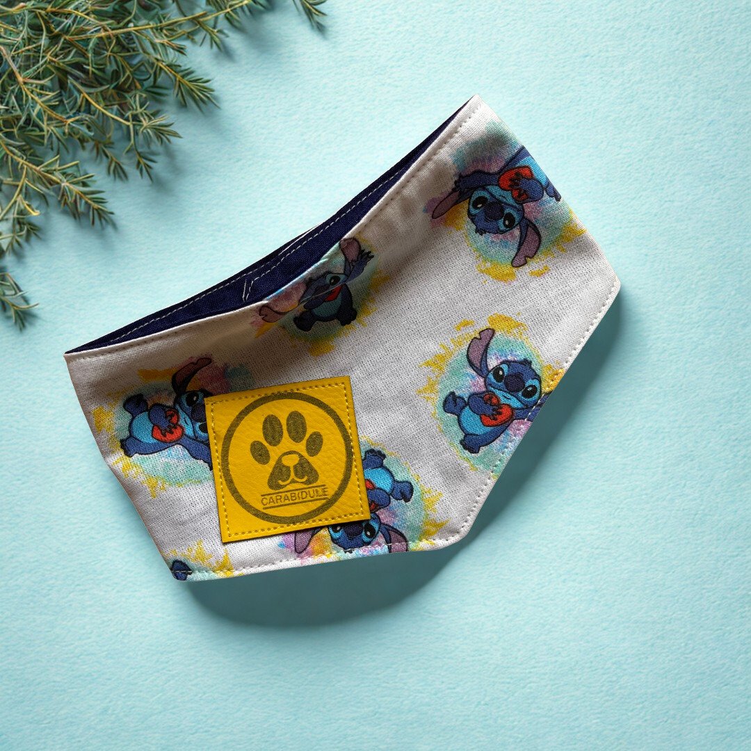 carabidule-les-l-gers-bandana-chien-stitch-r-versible-bleu-coton image 1