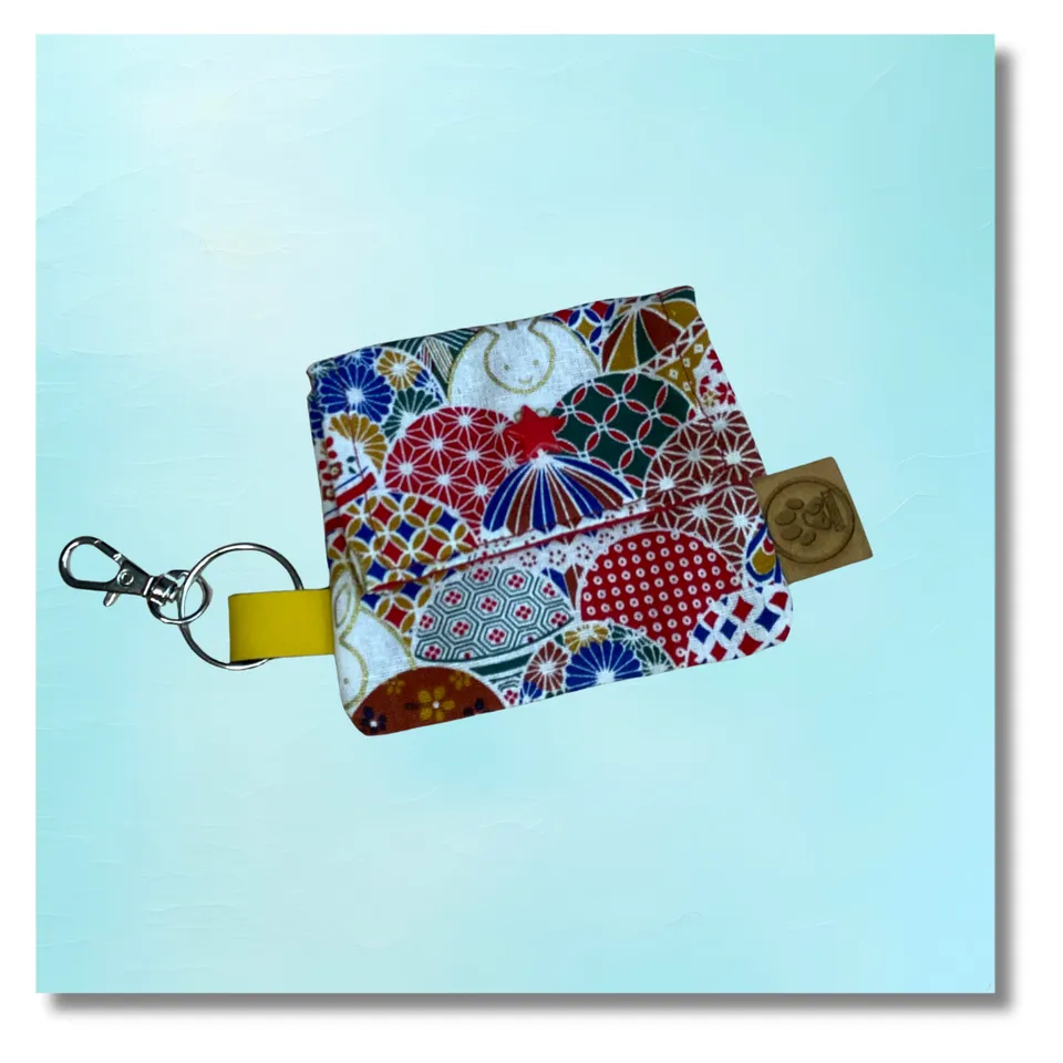 carabidule-pochette-sacs-crottes-chien-japan-japonais image 1