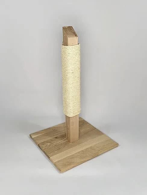 chat-perch-isis-poteau-griffer-bois-70cm-sisal-8mm image 1