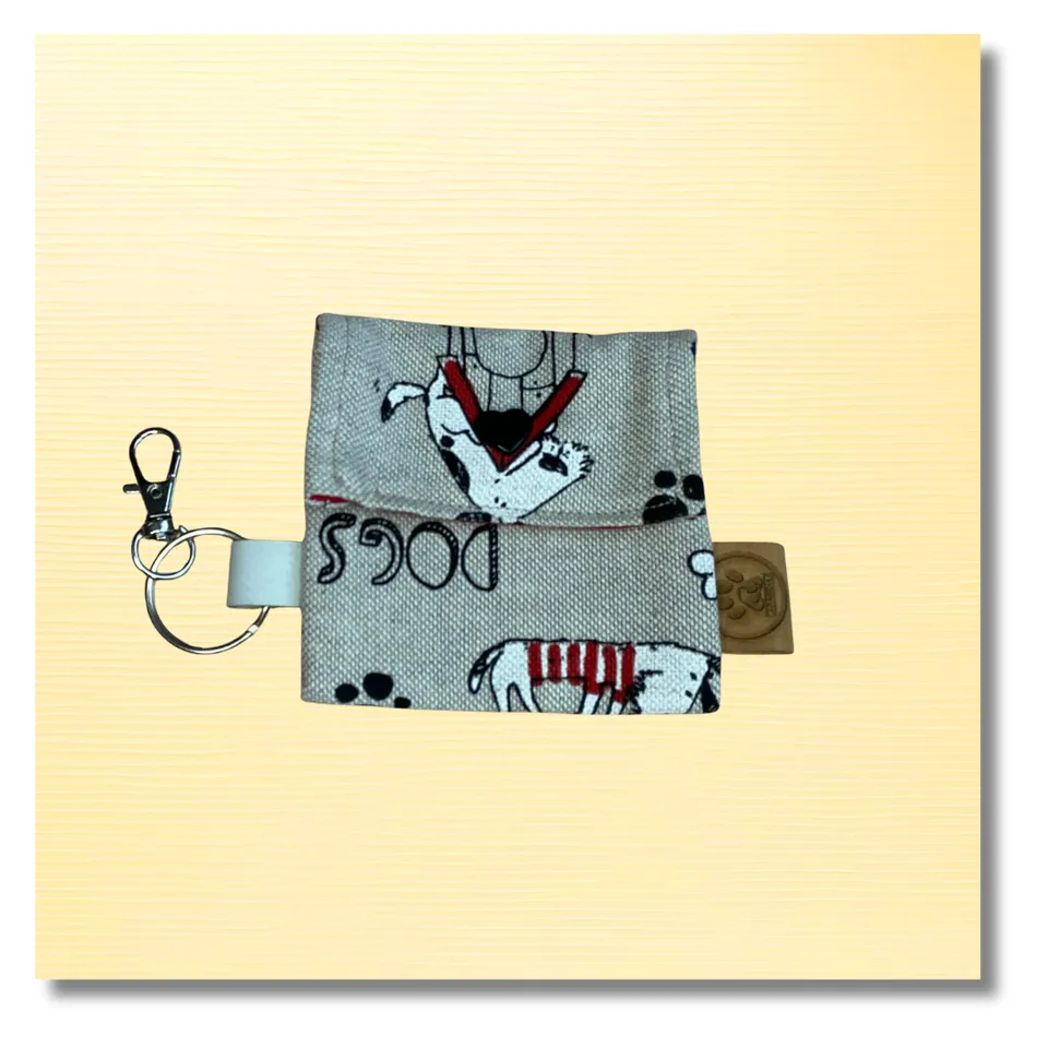 carabidule-pochette-sacs-crottes-chien-dogs-life-rouleaux image 1