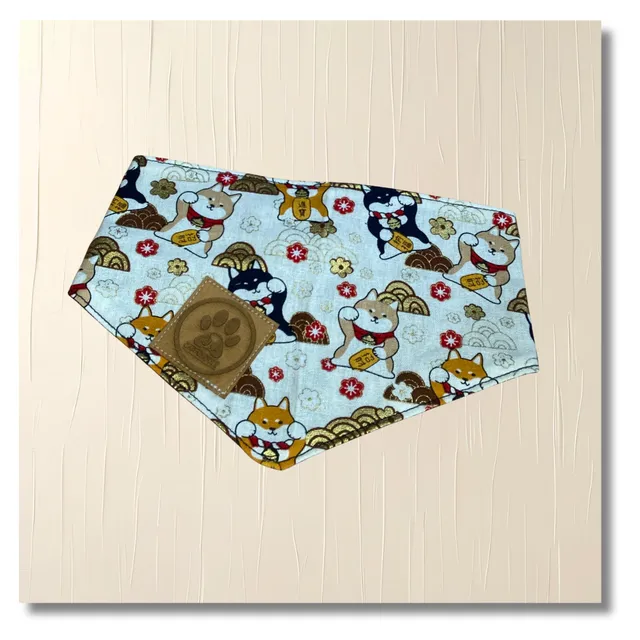 carabidule-les-l-gers-bandana-chien-shiba-bleu-r-versible-coton image 1