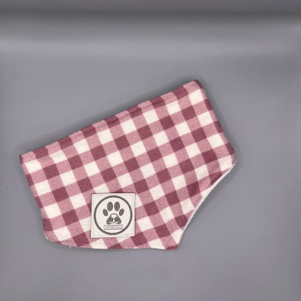 carabidule-les-douillets-bandana-chien-carreaux-rose image 1